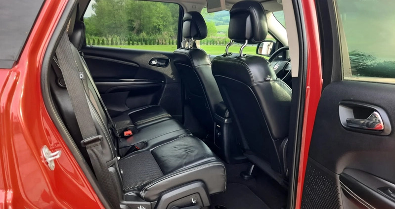 Fiat Freemont cena 44900 przebieg: 230000, rok produkcji 2014 z Legionowo małe 596